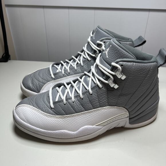 Size 9 - Jordan 12 Stealth 2022 - Picture 1 of 8